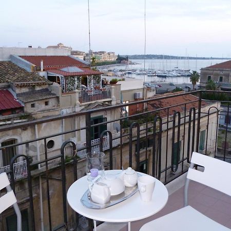 سيراكوزا B&B Le Grand Bleu Siracusa - One Hundred Steps From Ortigia -Sea View - المظهر الخارجي الصورة